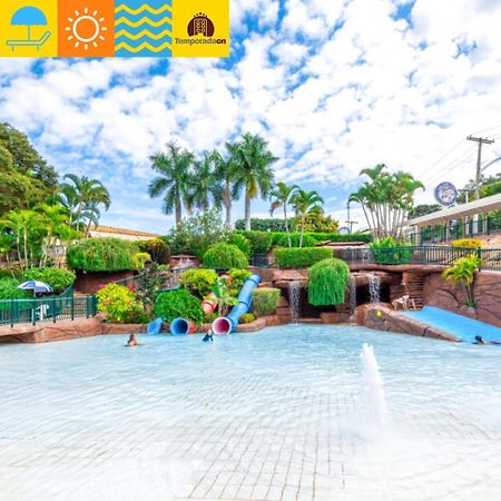 Aparthotel Piazza Com Acesso Ao Acqua Park Caldas Novas Exteriér fotografie